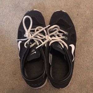 Black & White Nike’s